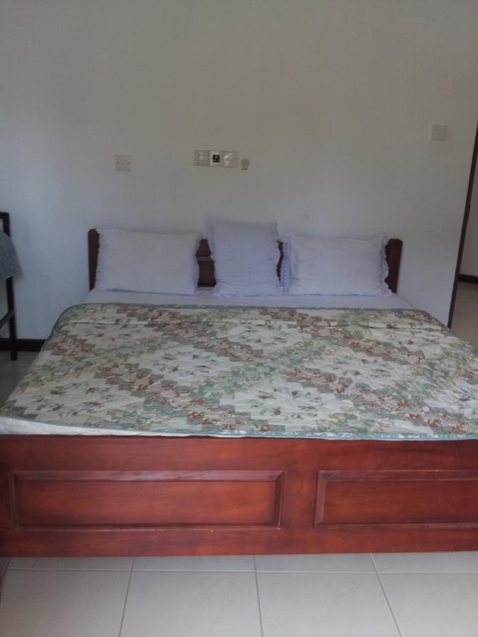 Hotel Whitehouse Tissamaharama Dış mekan fotoğraf