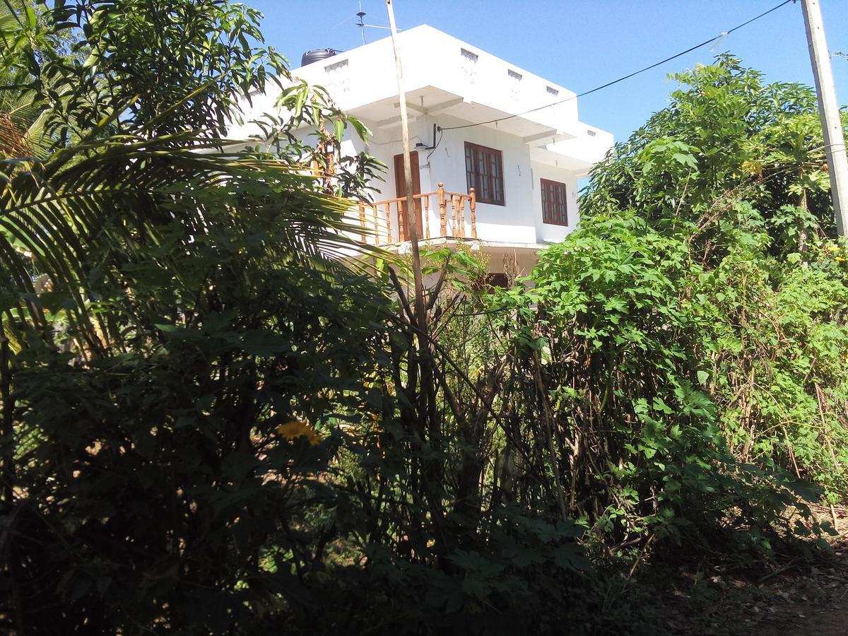 Hotel Whitehouse Tissamaharama Dış mekan fotoğraf