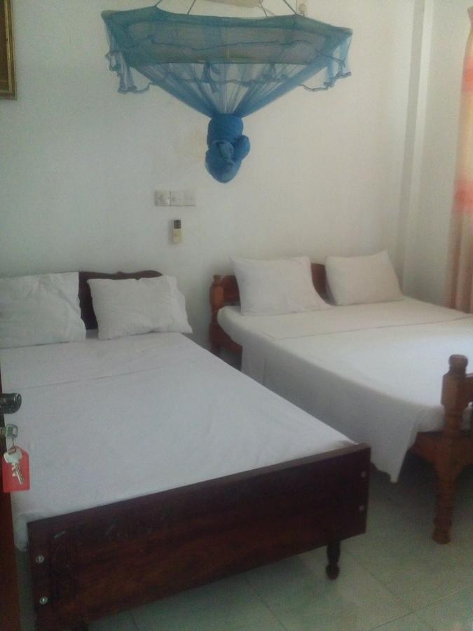 Hotel Whitehouse Tissamaharama Dış mekan fotoğraf